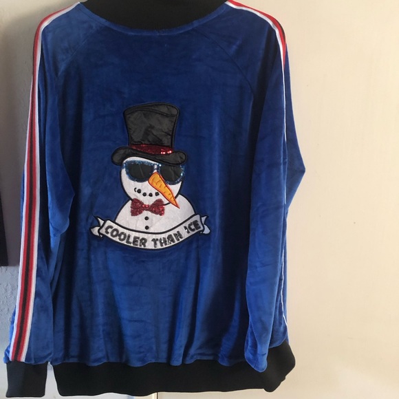 🎄Blizzard Bay Christmas Velvet Jacket- 856 $35 or $30 w/offer - Picture 1 of 5